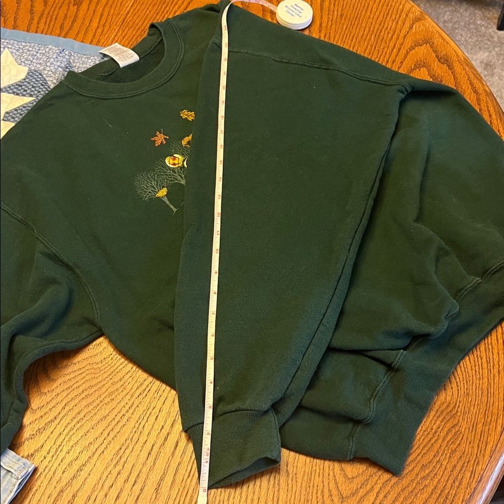 Vintage Jerzees Dark Green Crewneck Sweater with Bear Design - Picture 6 of 6